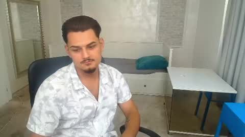 MalakaiFrost online show from August 14, 7:34 am