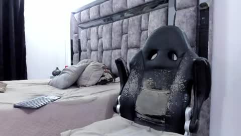 Malcom Stone online show from August 13, 2:58 am