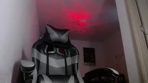 malek_xarx online show from July 31, 3:13 am