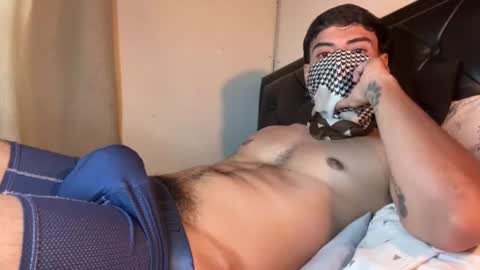 malekthick online show from August 27, 9:23 pm