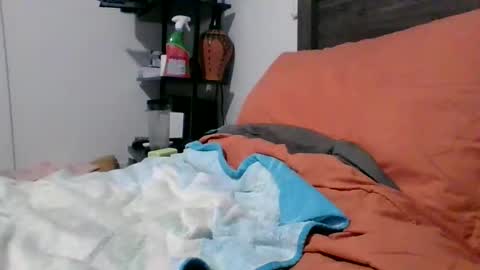 Men online show from February 18, 3:09 pm