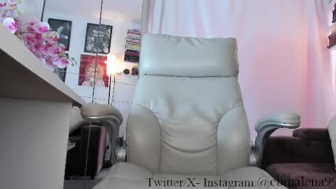 malena99_ online show from August 11, 7:16 pm