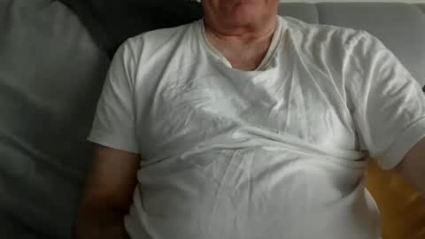 maletoysub online show from July 18, 3:35 pm