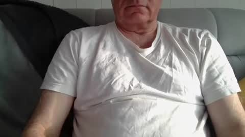 maletoysub online show from July 18, 4:52 pm