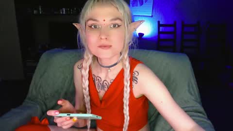 Mischelle online show from May 27, 11:18 pm