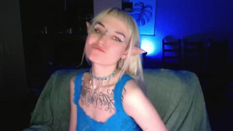 Mischelle online show from May 31, 9:50 pm
