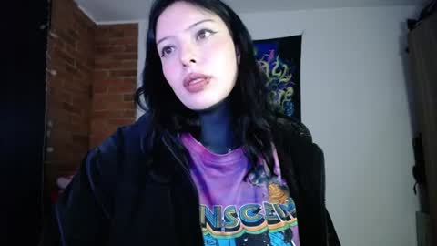 maliceinwonderland25 online show from August 11, 1:29 am