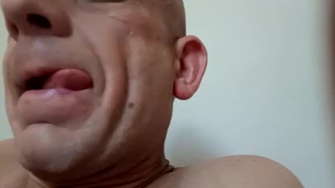 malinowy85 online show from April 24, 3:05 pm