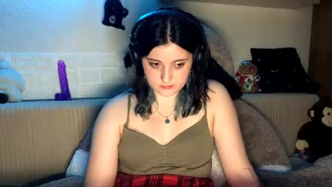 malliedains online show from August 10, 2:07 pm