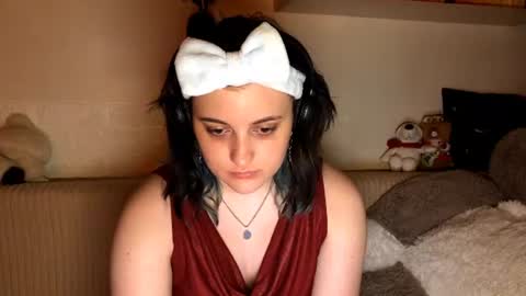 malliedains online show from August 11, 2:08 pm