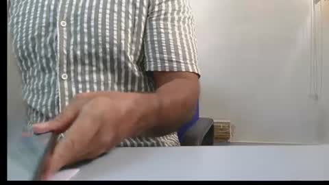 mallualex online show from July 31, 9:59 am
