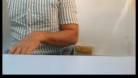 mallualex online show from August 3, 7:04 am