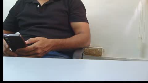mallualex online show from August 4, 8:44 am