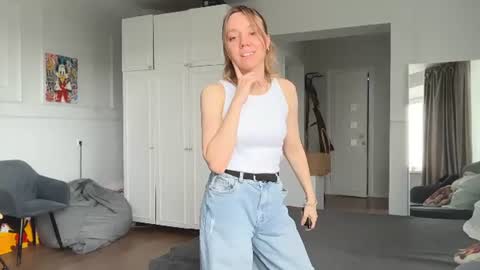 Malvina online show from August 31, 7:42 am