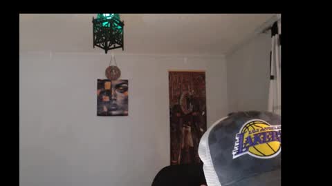 malvolamont online show from March 8, 11:33 pm