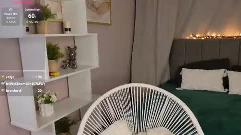 Alise online show from August 8, 11:54 am