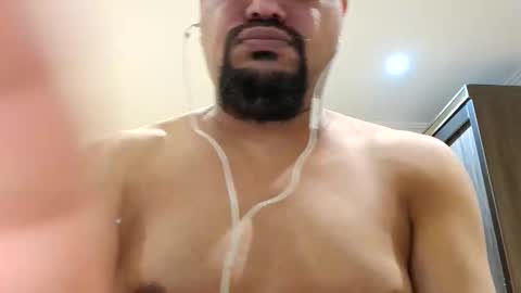 man_new online show from May 25, 11:49 pm