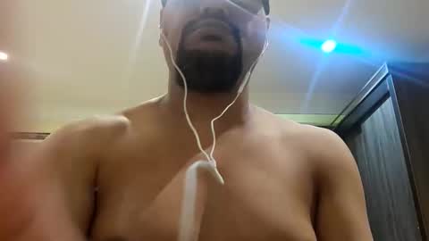 man_new online show from May 28, 5:10 am