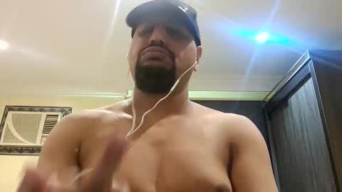 man_new online show from May 28, 6:16 am