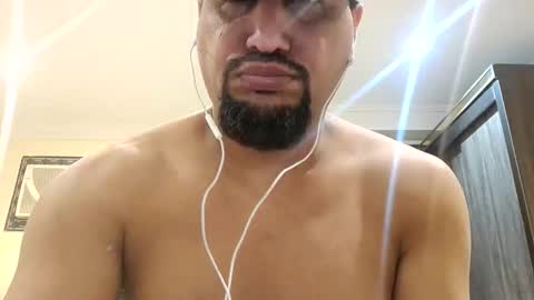 man_new online show from May 31, 1:51 am