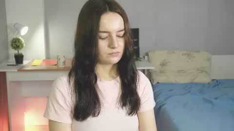 Chat and maybe youll know online show from August 5, 9:29 am