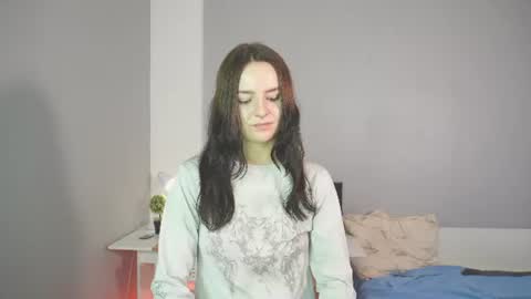 Chat and maybe youll know online show from August 6, 11:42 am