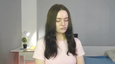 Chat and maybe youll know online show from August 7, 6:13 am