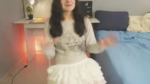 Chat and maybe youll know online show from August 10, 6:09 pm
