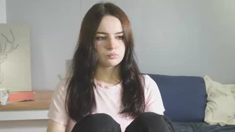 Chat and maybe youll know online show from August 16, 5:17 pm