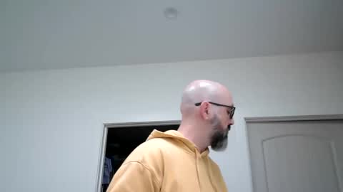 mandime017 online show from April 20, 8:25 pm