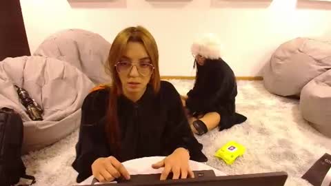 Anny online show from July 29, 10:33 am