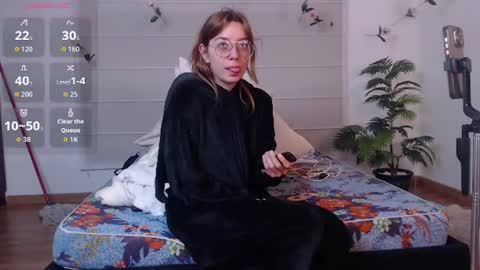 Anny online show from August 3, 4:08 am