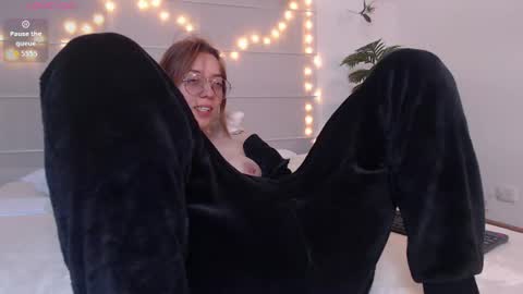 Anny online show from August 3, 5:14 am