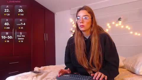 Anny online show from August 9, 12:39 pm