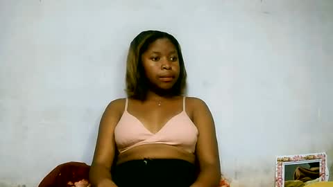 manitra68336 online show from August 15, 3:27 pm
