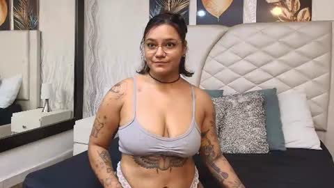 manu_eyngri online show from August 7, 1:55 pm