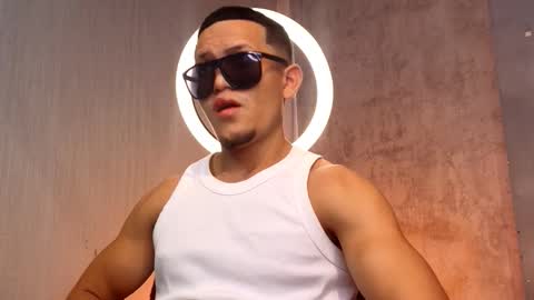 Manuel online show from March 8, 1:17 pm