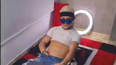 Manuel online show from March 22, 12:03 am