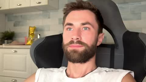 Manussa and Edward online show from July 16, 3:51 am