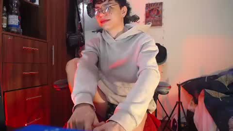 mar_alexis online show from August 13, 8:39 am