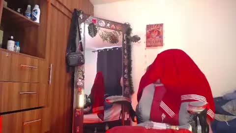 mar_alexis online show from August 13, 11:57 am