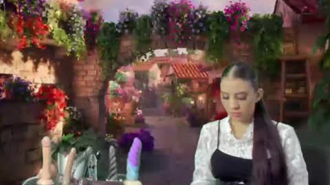 Mara  online show from August 1, 8:15 pm