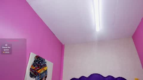 mara_summerr online show from August 1, 3:23 am