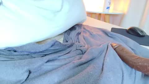 maraa_x online show from August 11, 10:12 pm