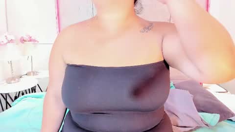 maralinette22 online show from August 12, 11:34 am