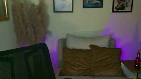 Mara online show from July 28, 1:22 am