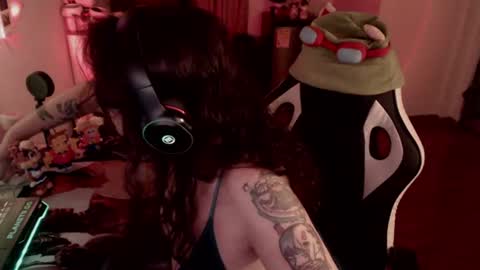 marcela2101s online show from August 16, 1:09 am