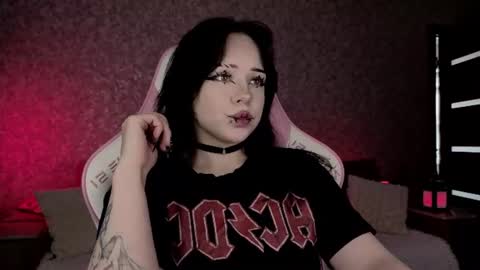 Marcy online show from August 11, 12:51 pm