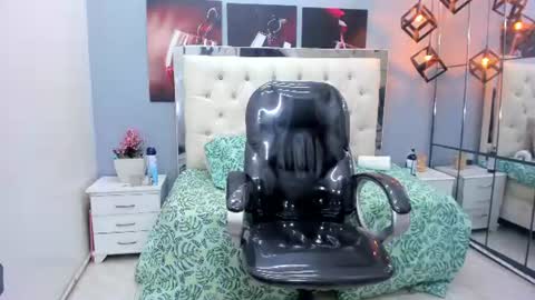 Marcella Hill online show from August 2, 6:59 pm