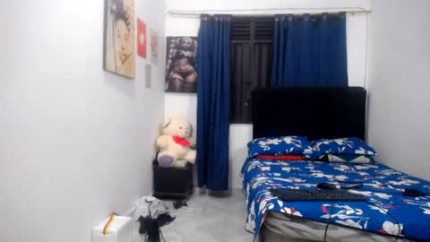 marckandjossi1 online show from August 11, 2:46 am